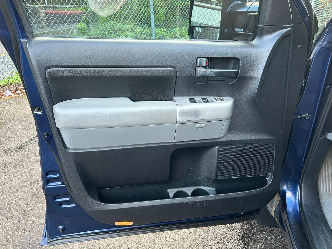Toyota Tundra SR5 Double Cab LB 6AT 4WD 2007