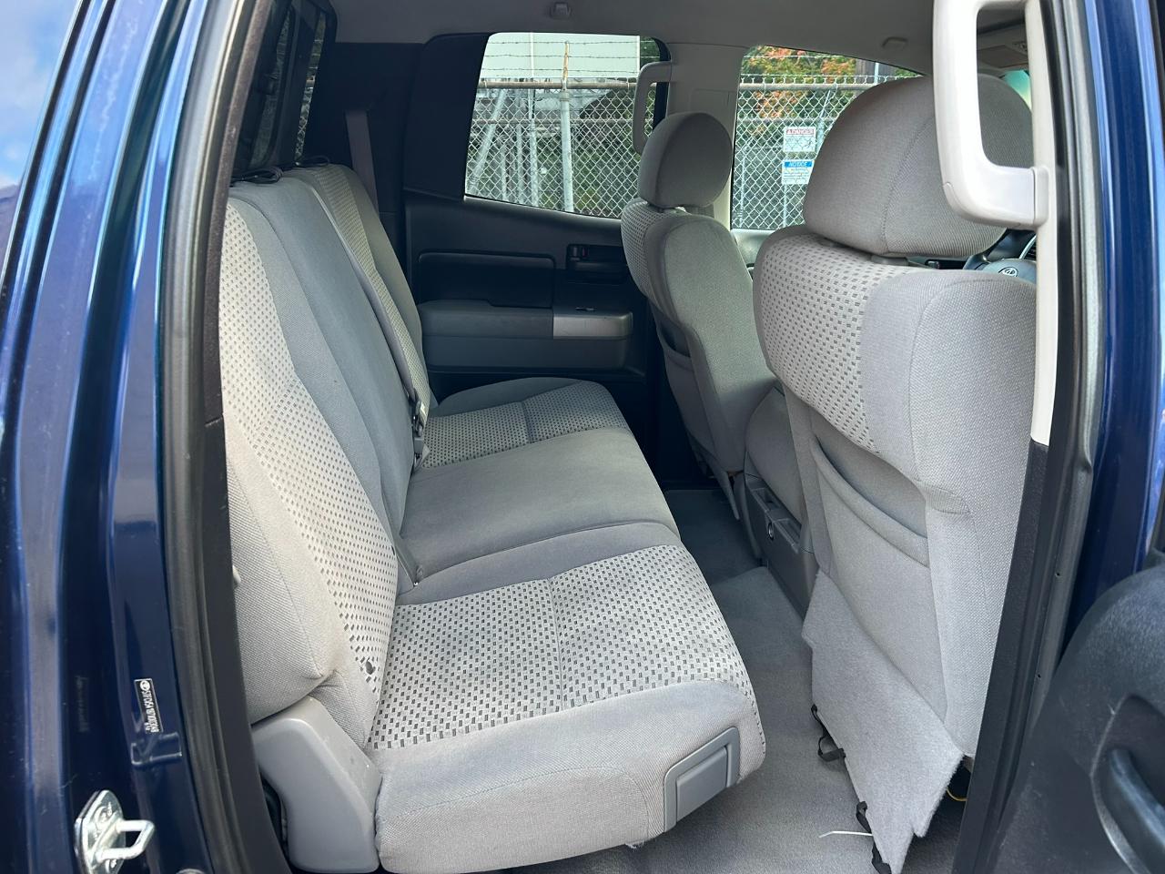 Toyota Tundra SR5 Double Cab LB 6AT 4WD 2007