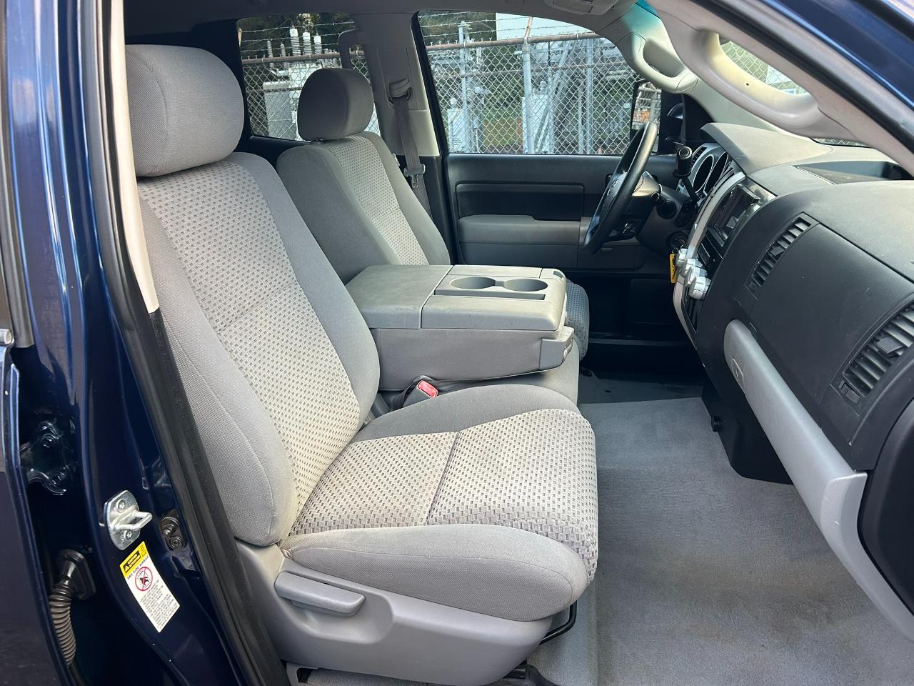 Toyota Tundra SR5 Double Cab LB 6AT 4WD 2007