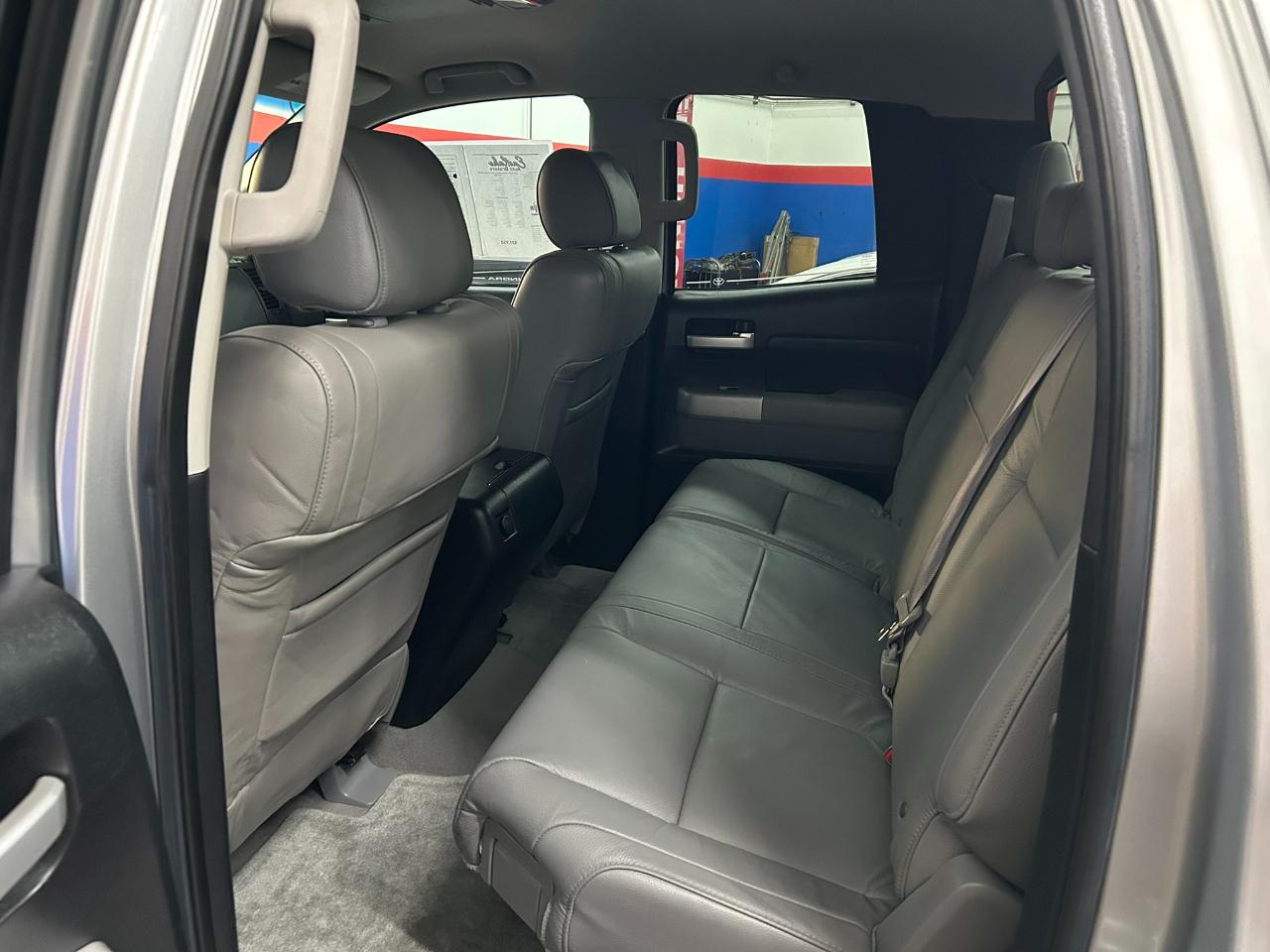 Toyota Tundra  2007