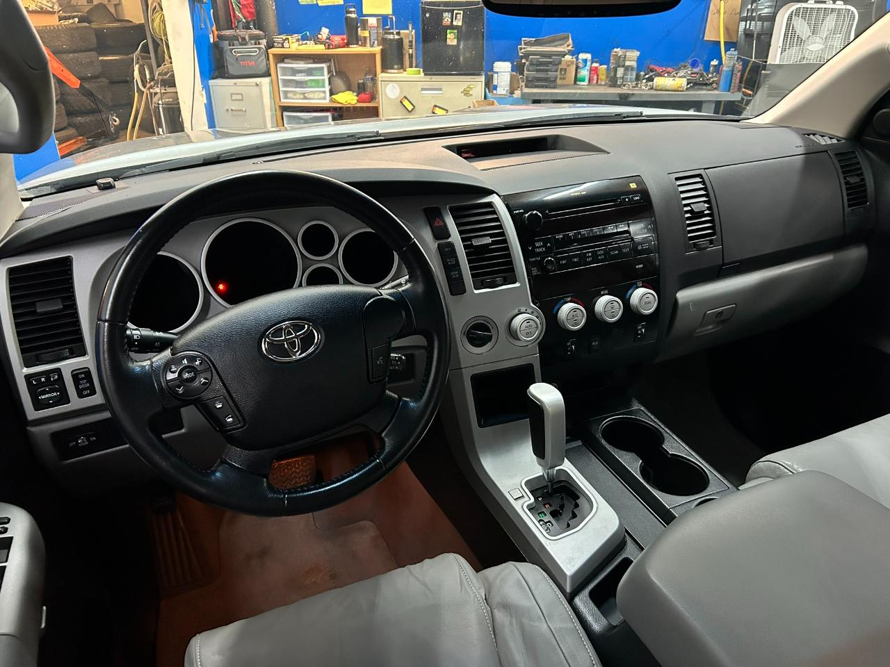 Toyota Tundra  2007