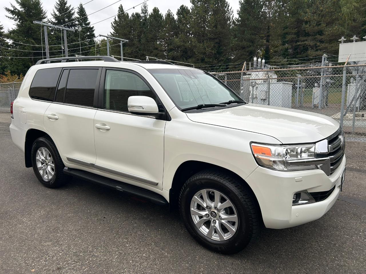 Toyota Land Cruiser 4WD 2016