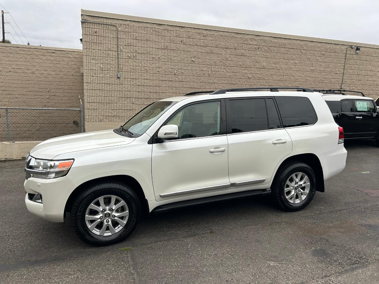 Toyota Land Cruiser 4WD 2016