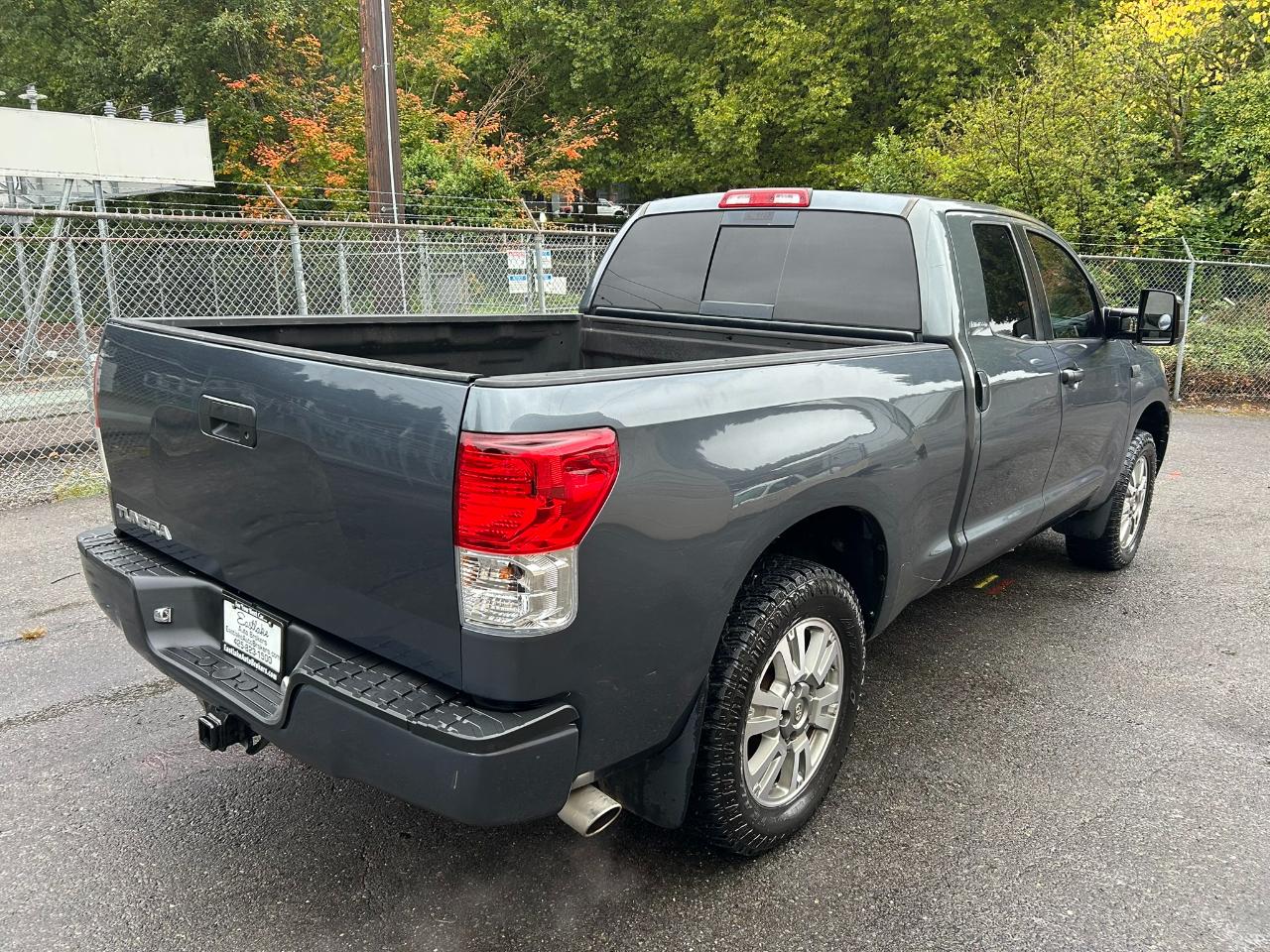 Toyota Tundra Limited Double Cab 6AT 4WD 2007