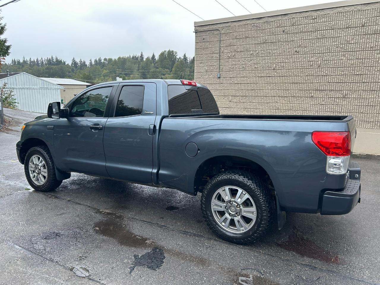 Toyota Tundra Limited Double Cab 6AT 4WD 2007