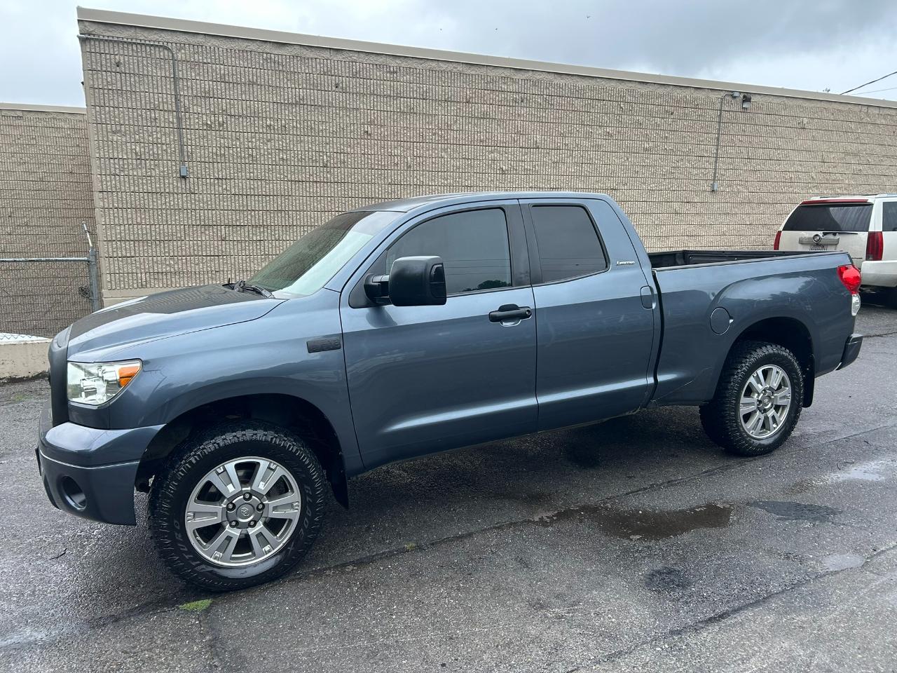 Toyota Tundra Limited Double Cab 6AT 4WD 2007