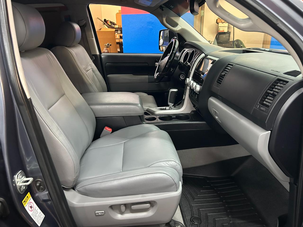 Toyota Tundra Limited Double Cab 6AT 4WD 2007