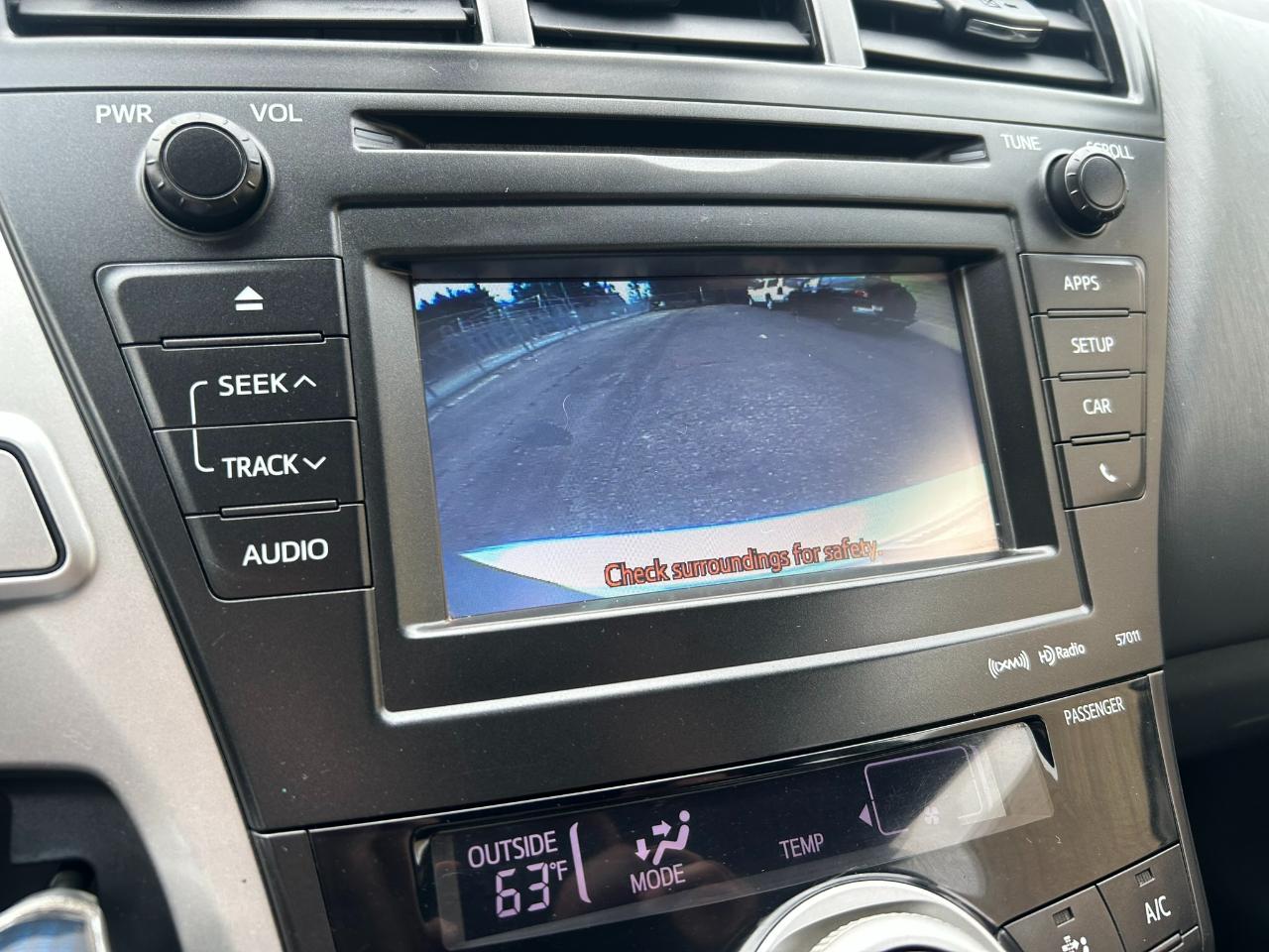 Toyota Prius V Five 2012