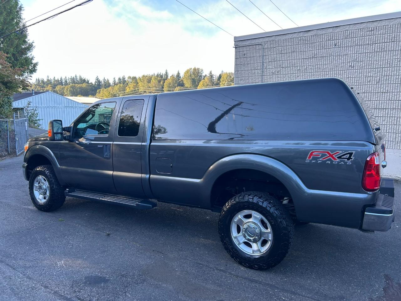 Ford F-350 SD XLT SuperCab Long Bed 4WD 2016