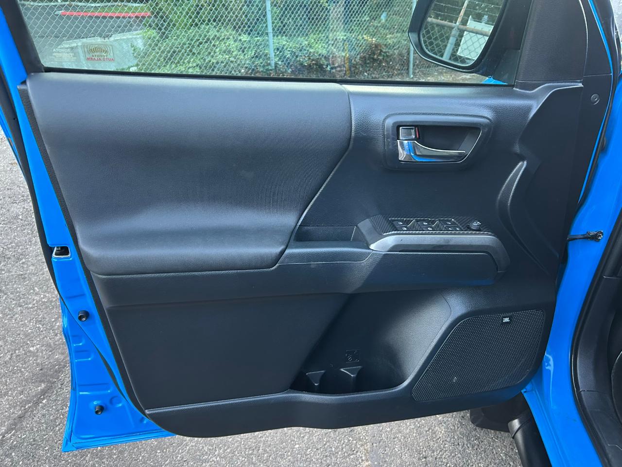 Toyota Tacoma  2019