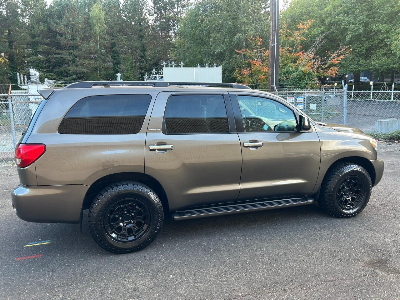Toyota Sequoia Limited 4WD 2008