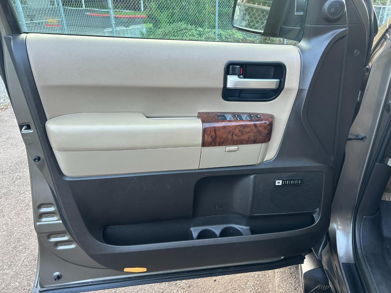 Toyota Sequoia Limited 4WD 2008