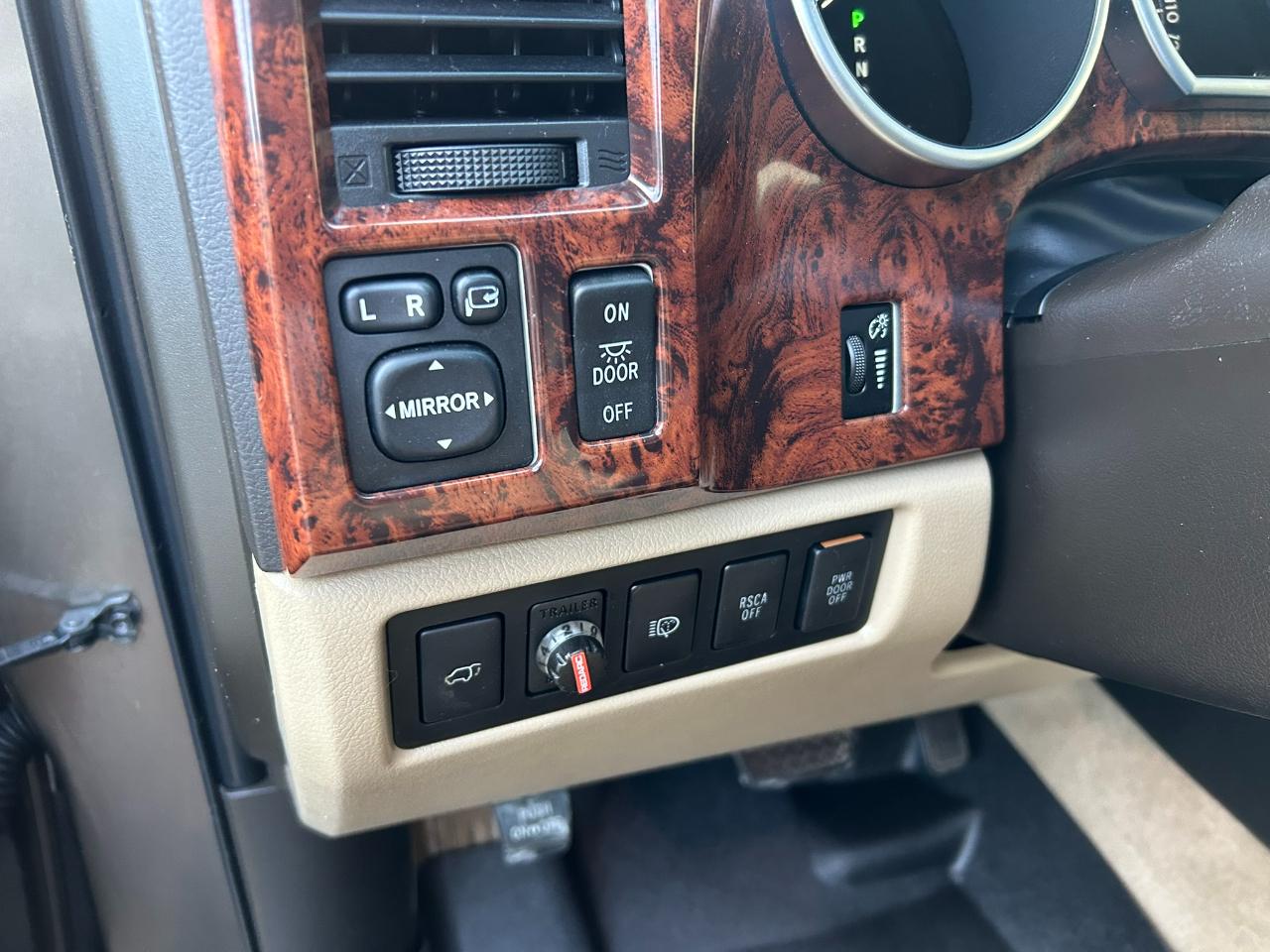 Toyota Sequoia Limited 4WD 2008