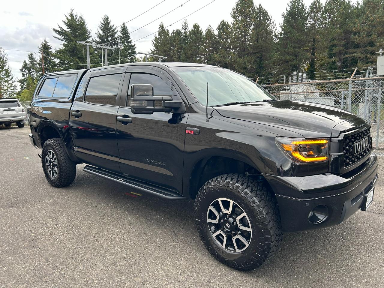 Toyota Tundra Limited CrewMax 5.7L 4WD 2008