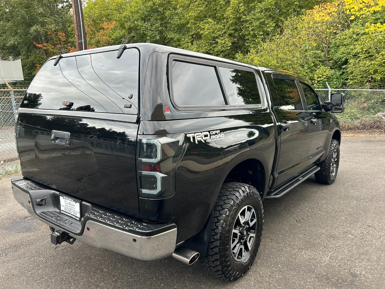 Toyota Tundra Limited CrewMax 5.7L 4WD 2008