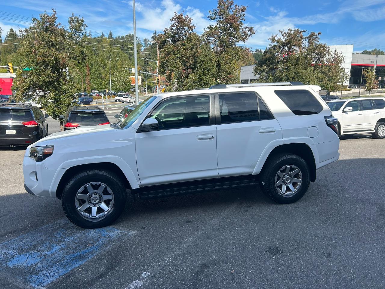 Toyota 4Runner  2014