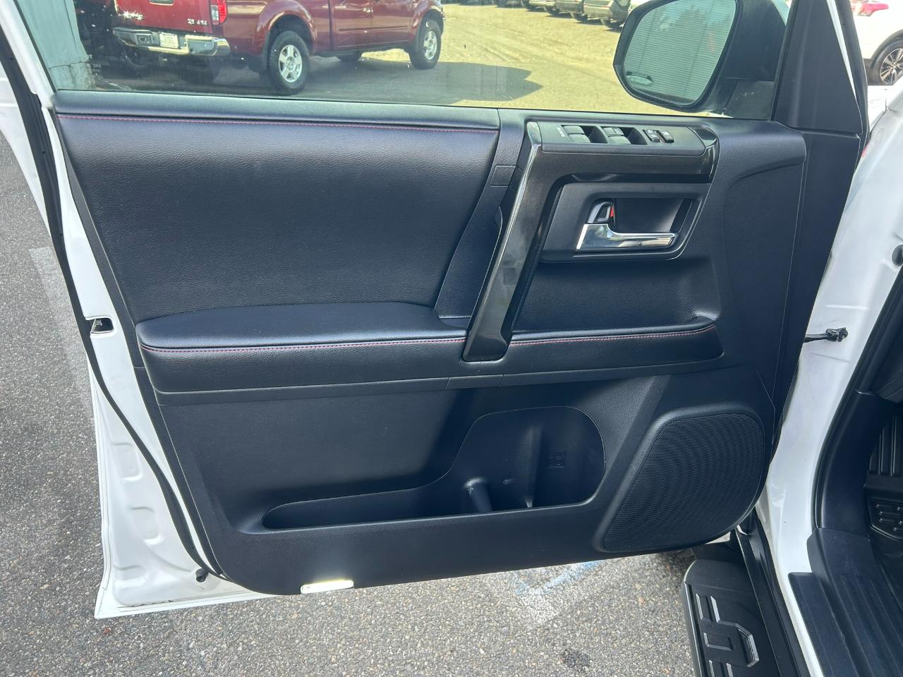 Toyota 4Runner  2014