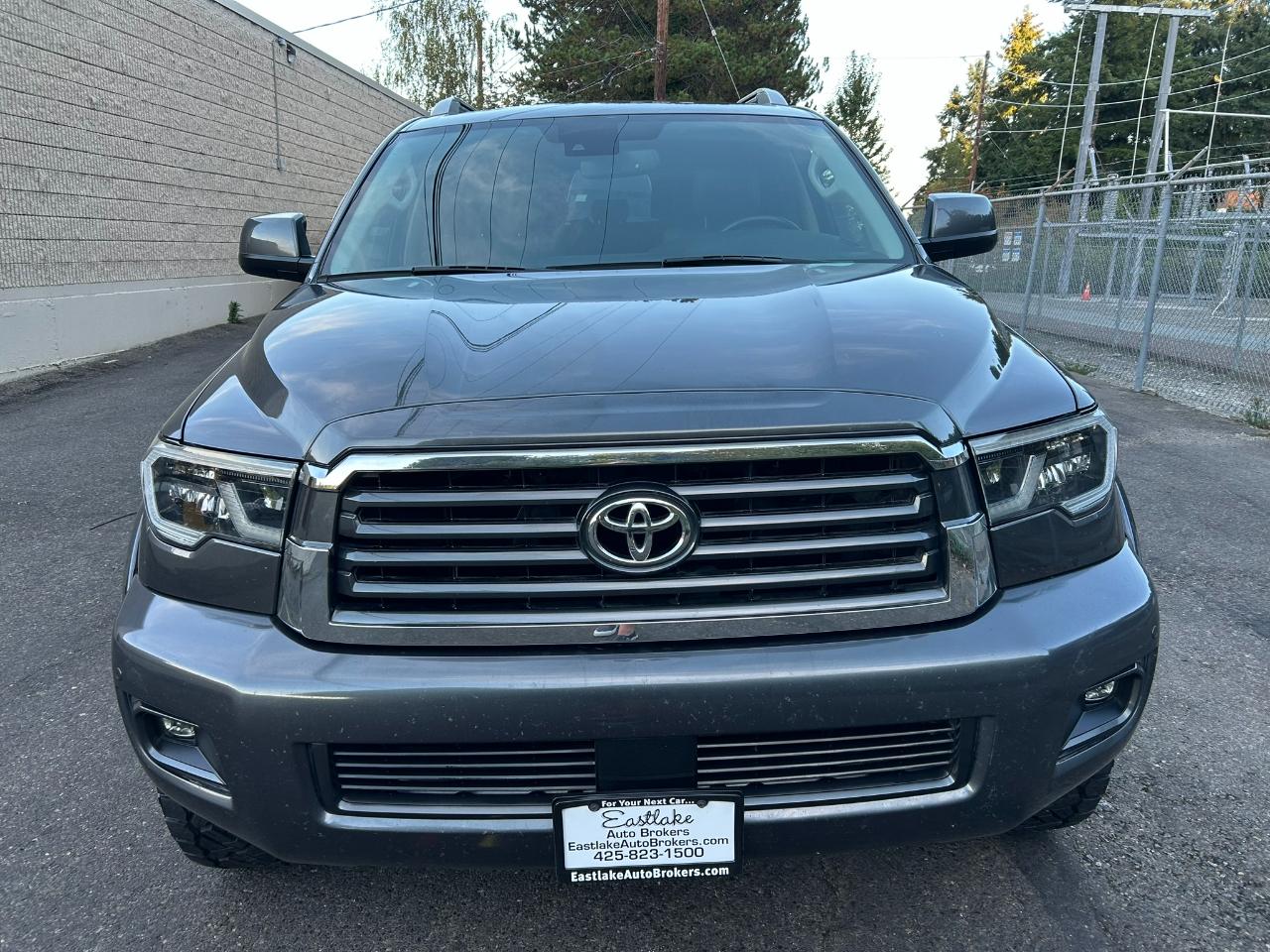 Toyota Sequoia  2018
