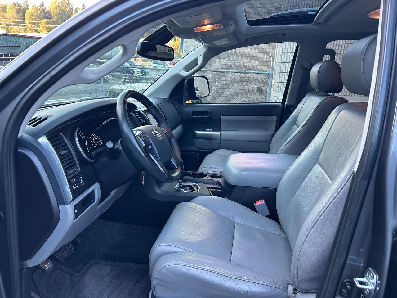 Toyota Sequoia  2018