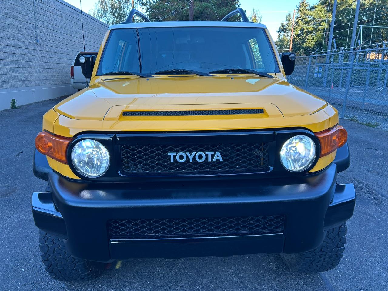 Toyota FJ Cruiser 4WD AT 2010