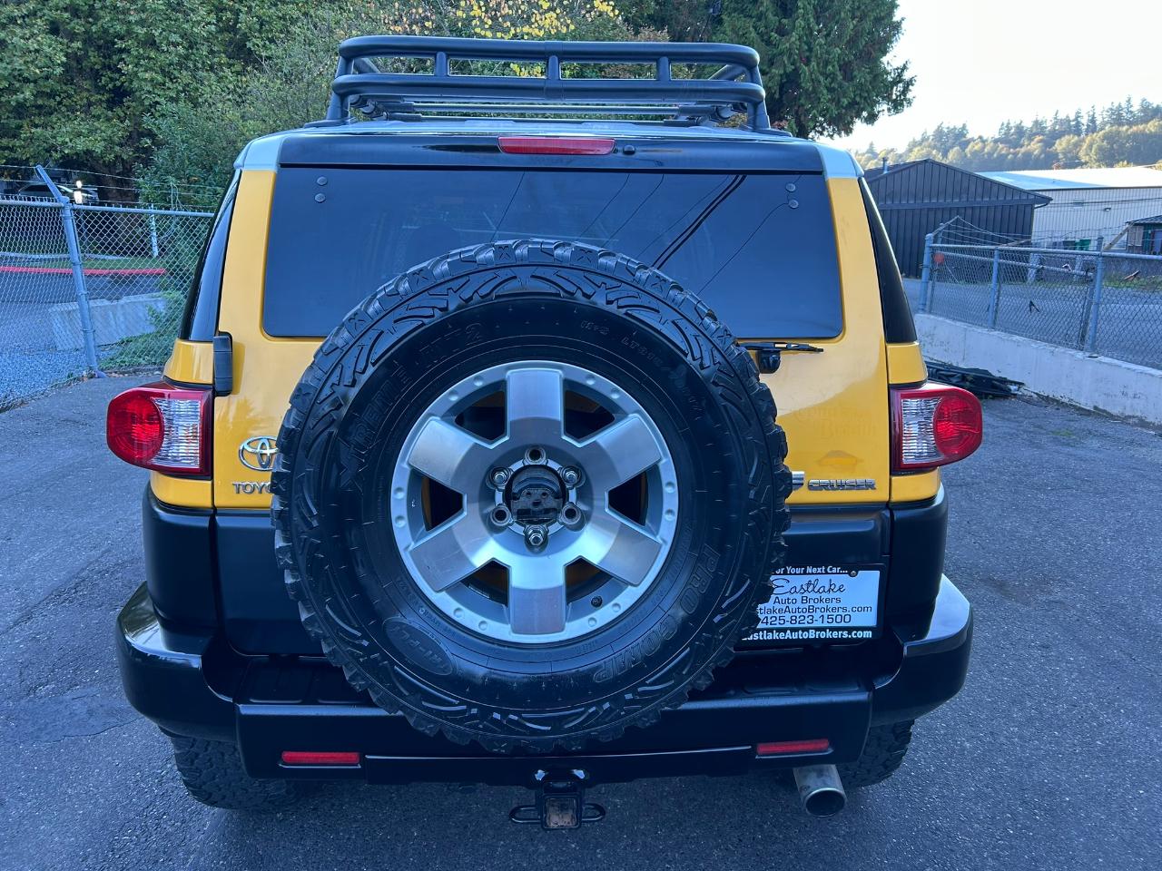 Toyota FJ Cruiser 4WD AT 2010
