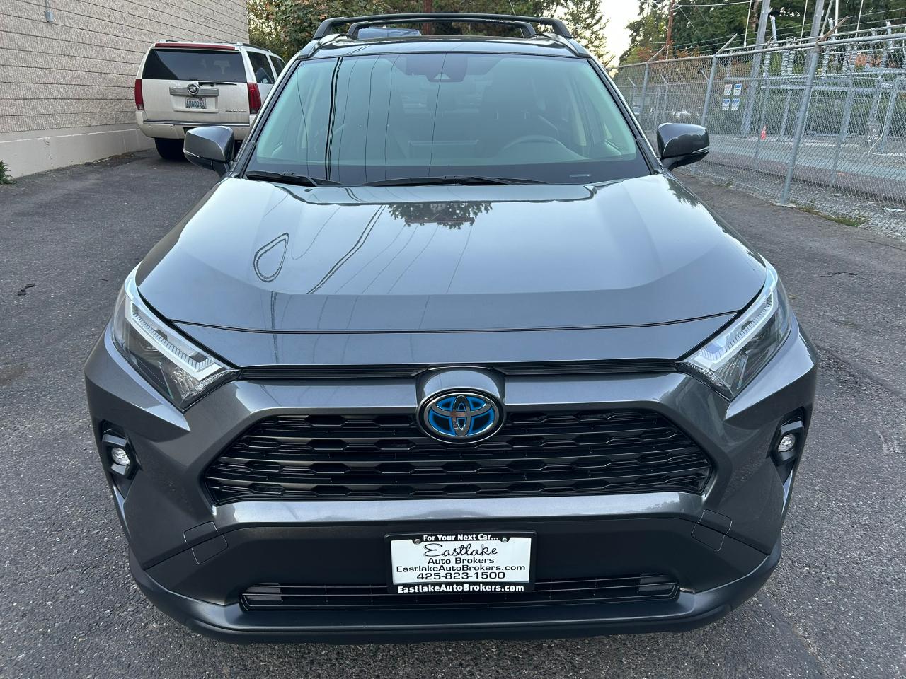 Toyota RAV4 Hybrid XLE Premium 2023