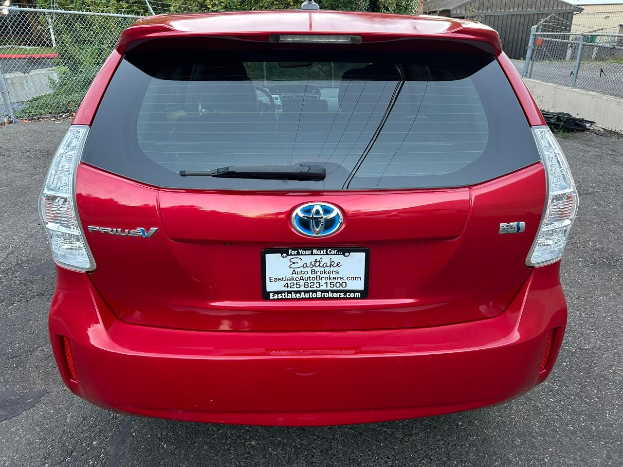 Toyota Prius V Five 2014