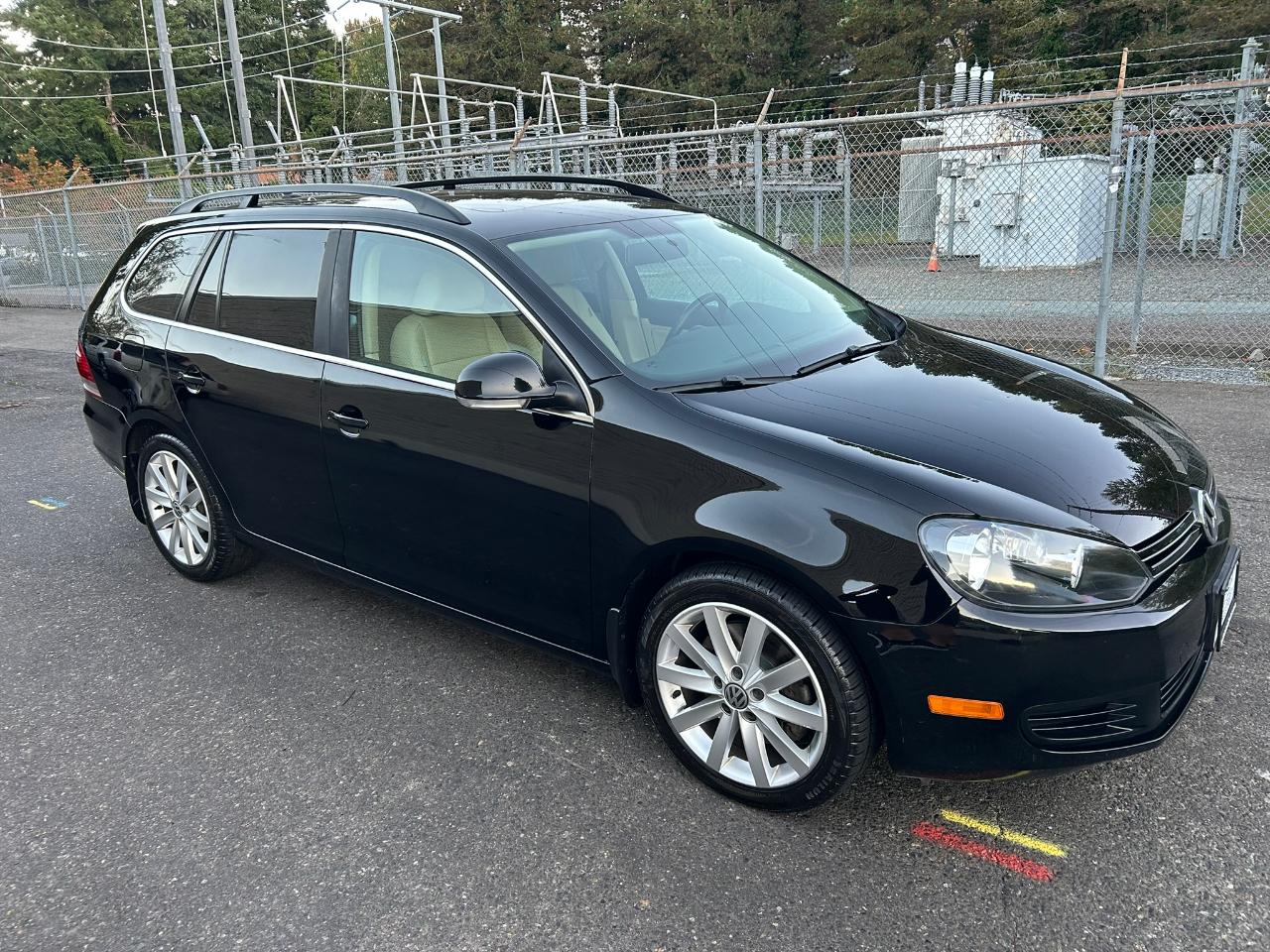 Volkswagen Jetta SportWagen 2.0L TDI 2013