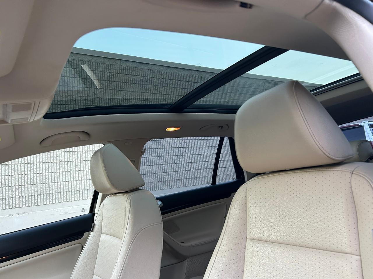 Volkswagen Jetta SportWagen 2.0L TDI 2013