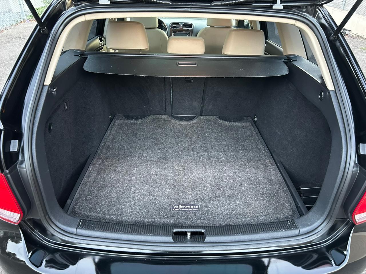 Volkswagen Jetta SportWagen 2.0L TDI 2013