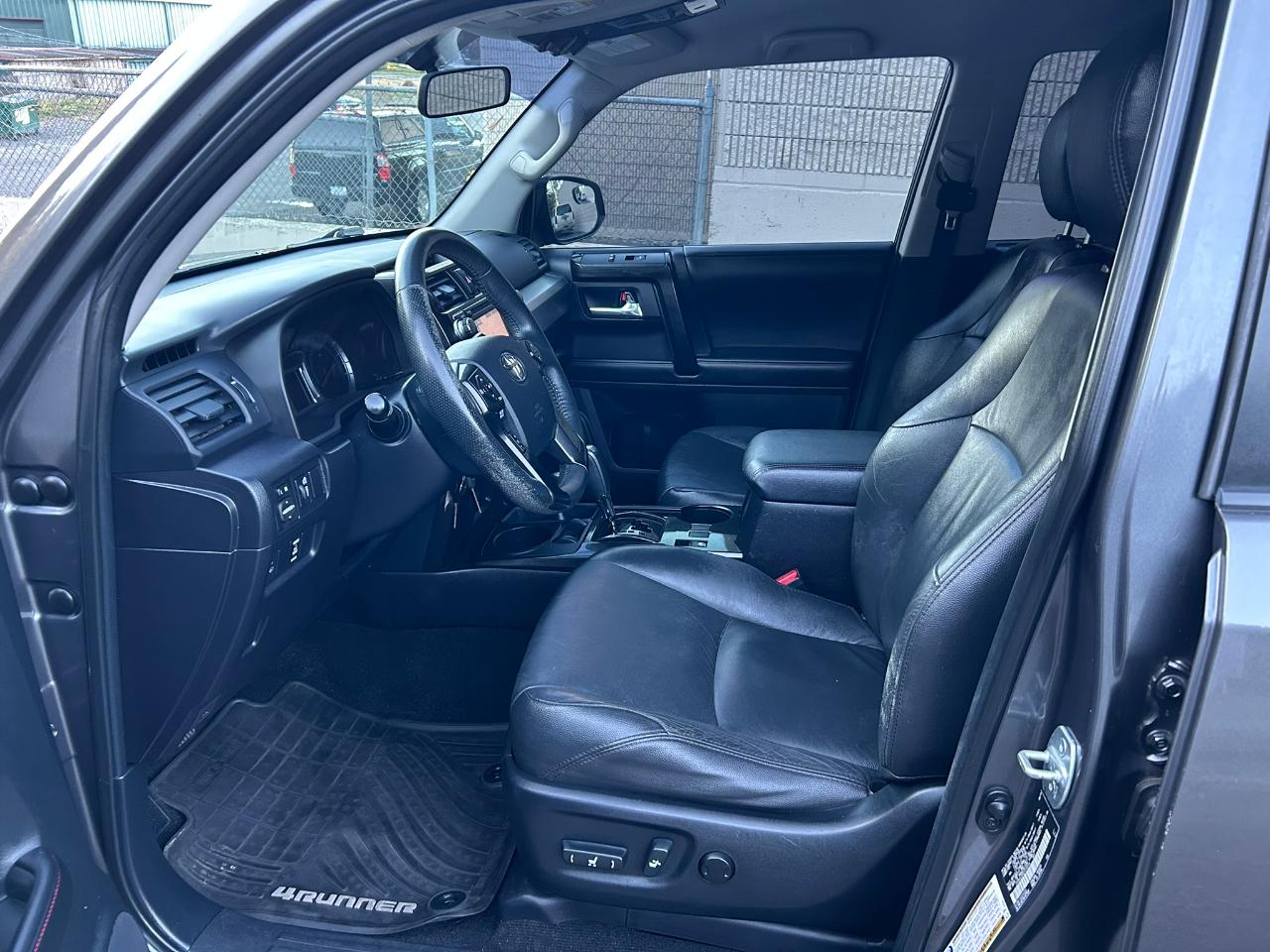 Toyota 4Runner  2014