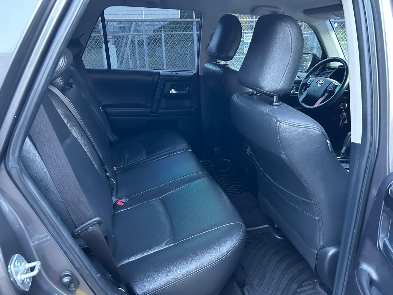 Toyota 4Runner  2014