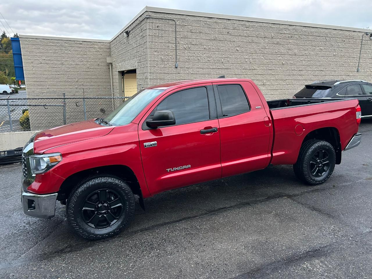 Toyota Tundra SR5 5.7L V8 Double Cab 4WD 2021