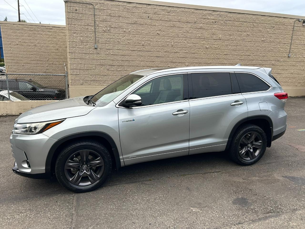 Toyota Highlander Hybrid Limited AWD 2017