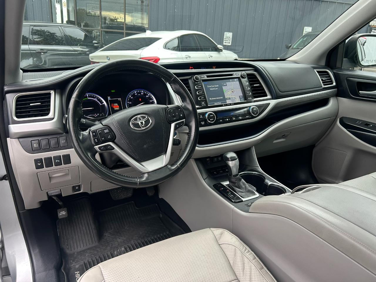 Toyota Highlander Hybrid Limited AWD 2017