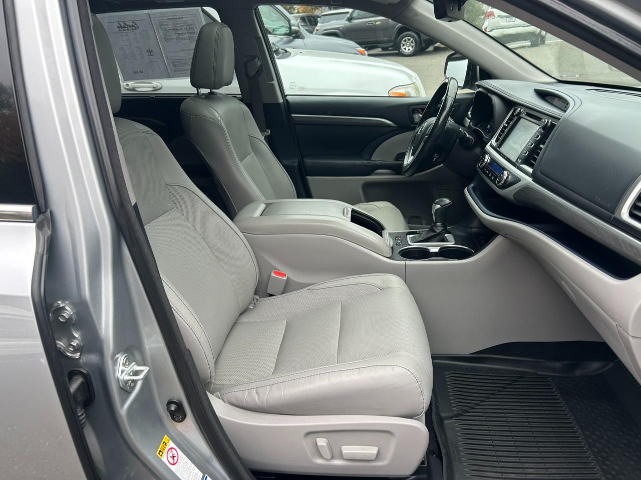 Toyota Highlander Hybrid Limited AWD 2017