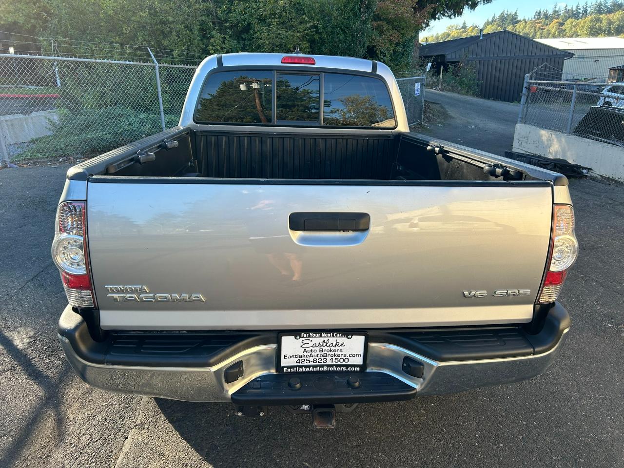 Toyota Tacoma Double Cab Long Bed V6 5AT 4WD 2015