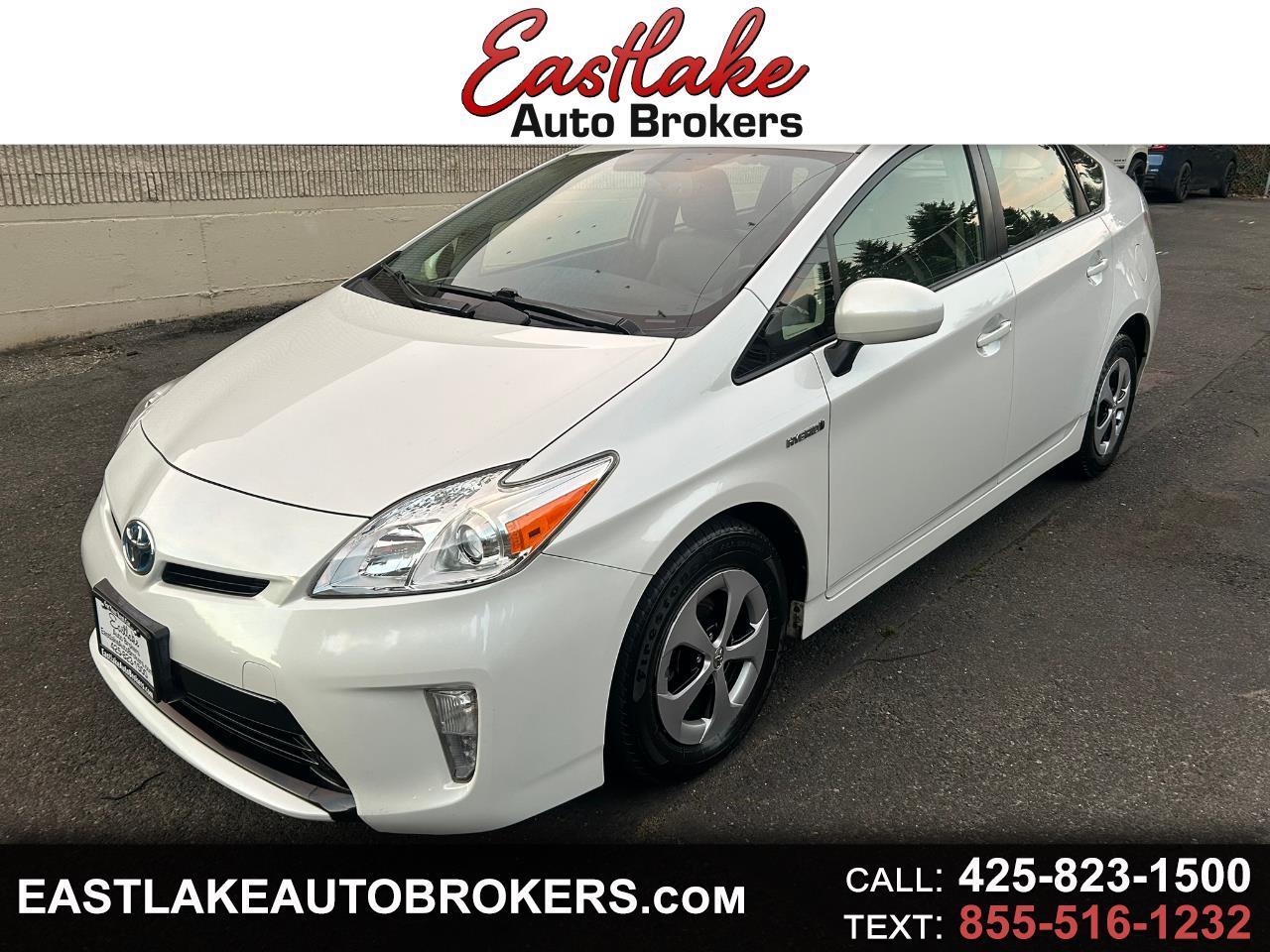 Toyota Prius Four 2014