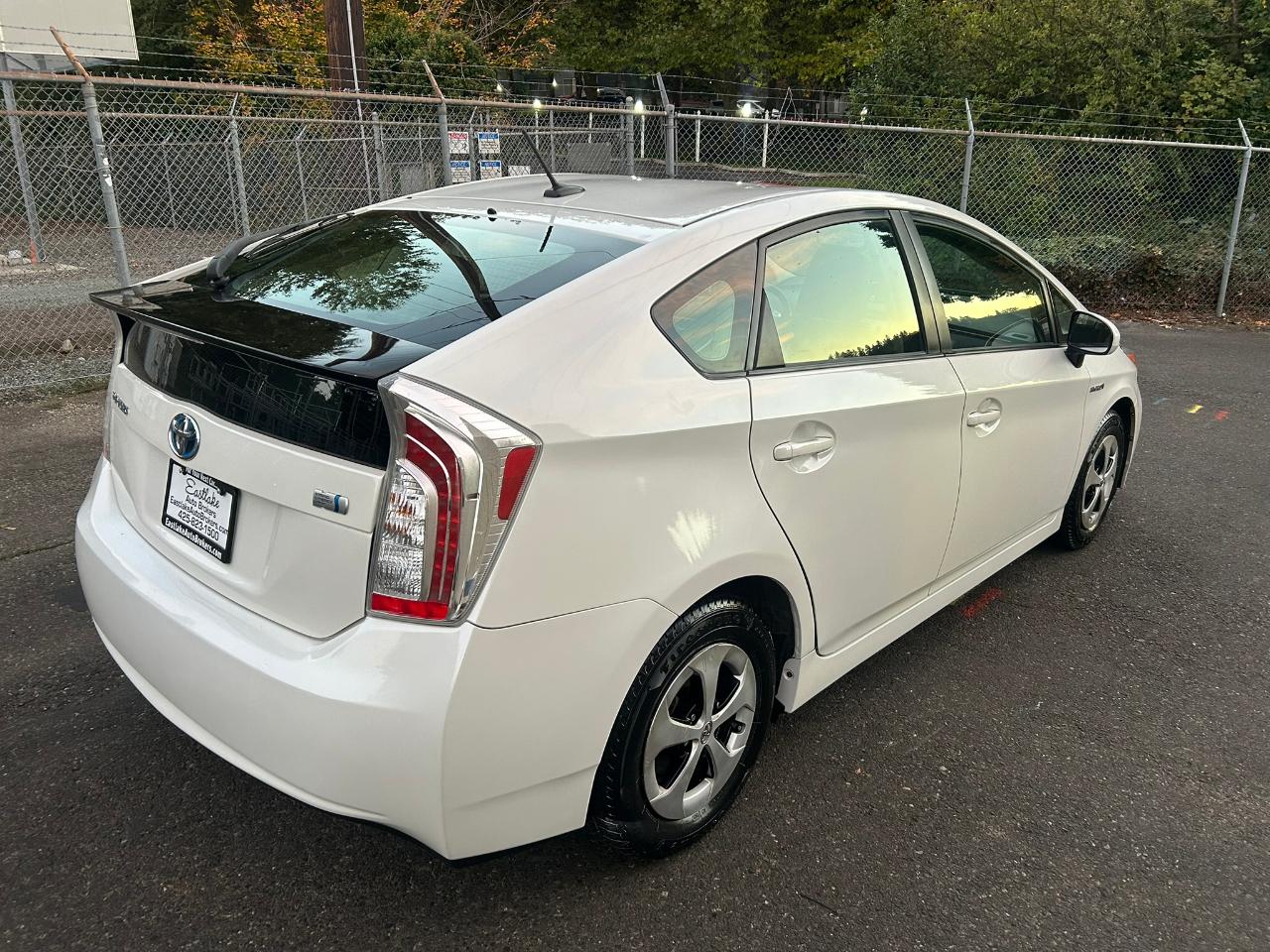 Toyota Prius Four 2014