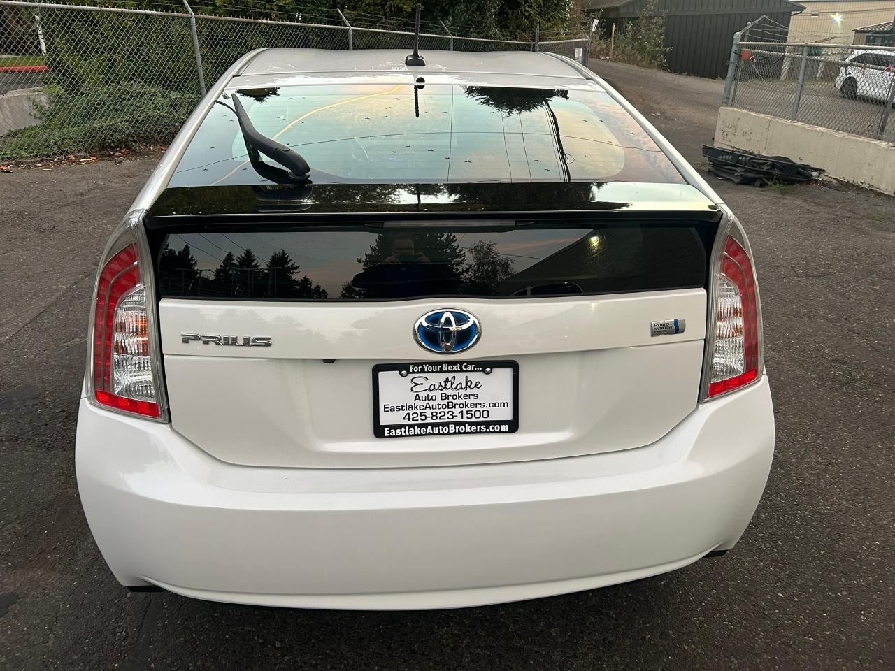 Toyota Prius Four 2014