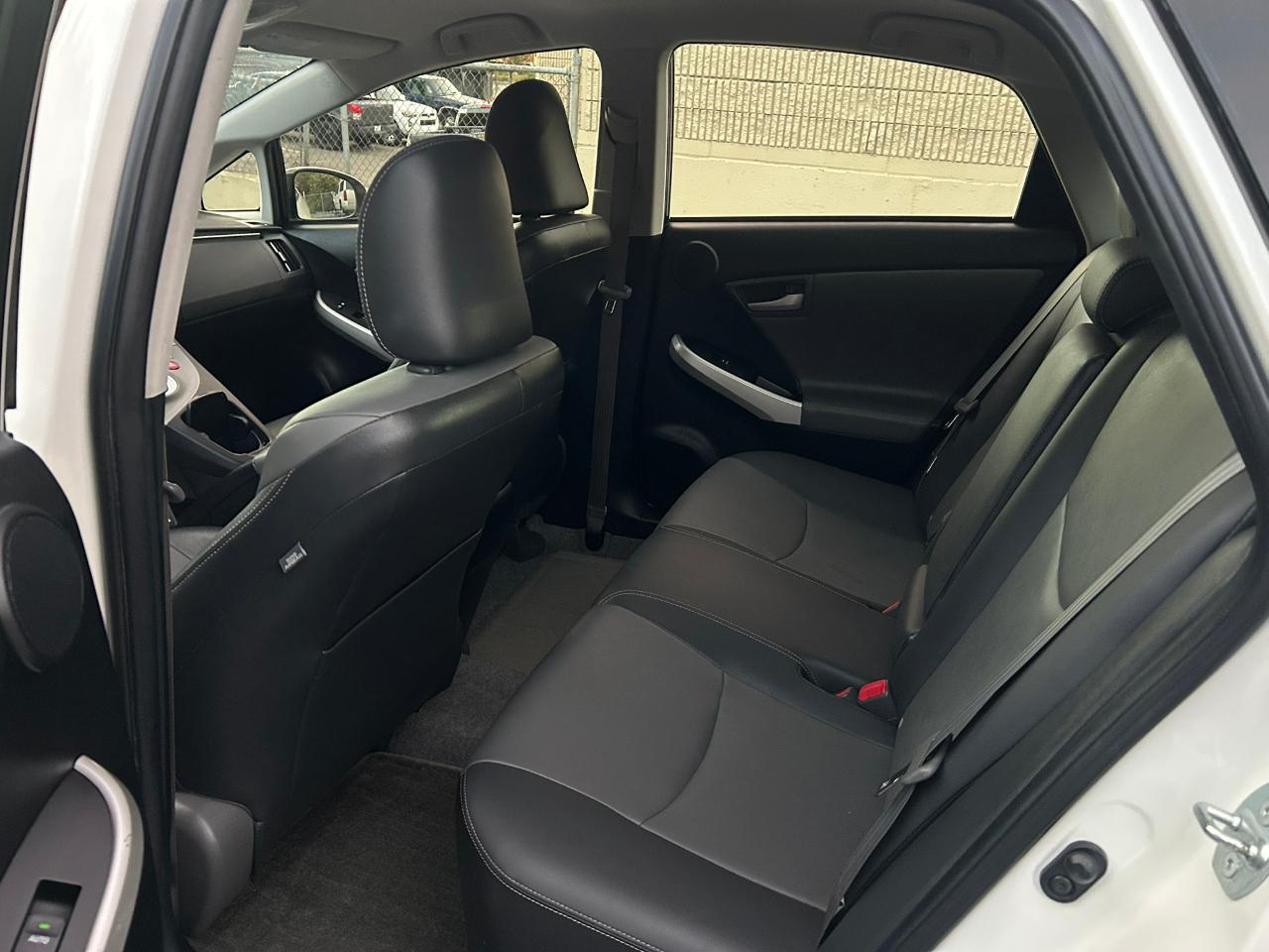 Toyota Prius Four 2014