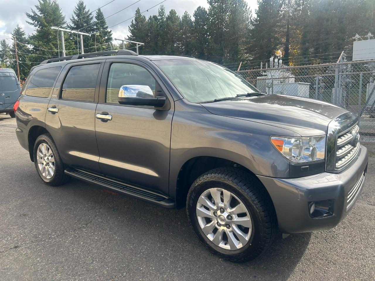 Toyota Sequoia Platinum 4WD FFV 2017