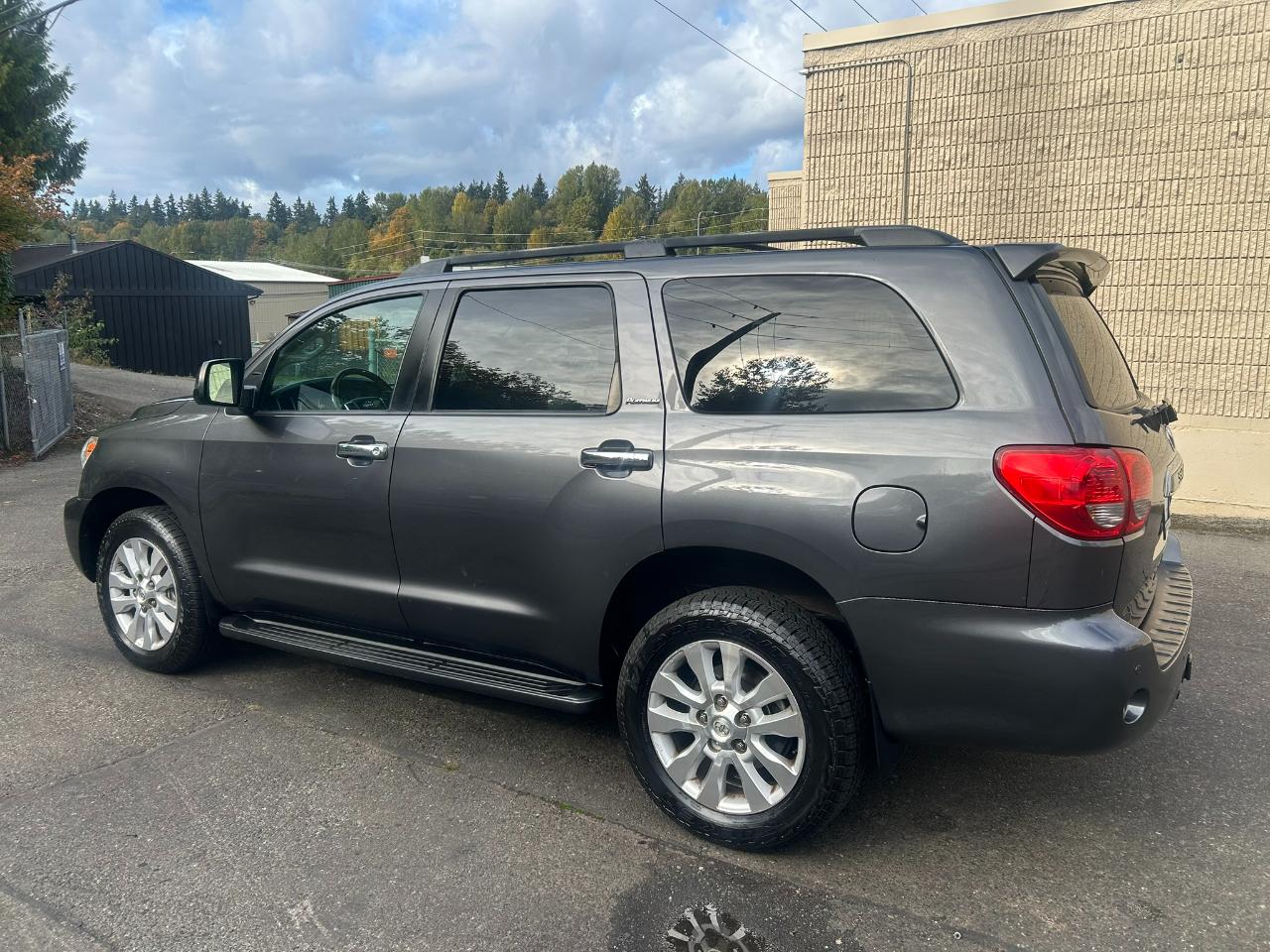 Toyota Sequoia Platinum 4WD FFV 2017
