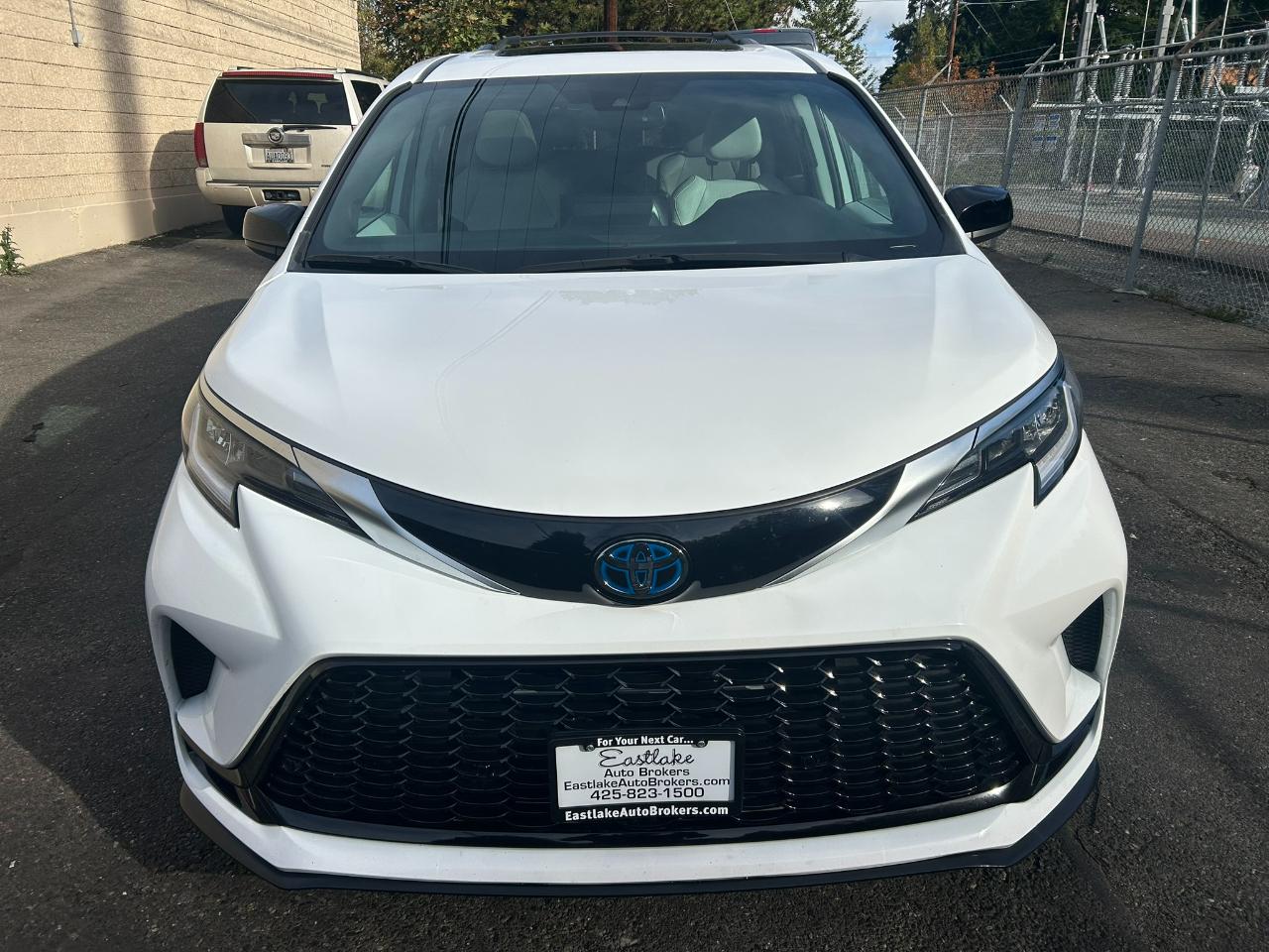 Toyota Sienna XSE 7-Passenger AWD 2023