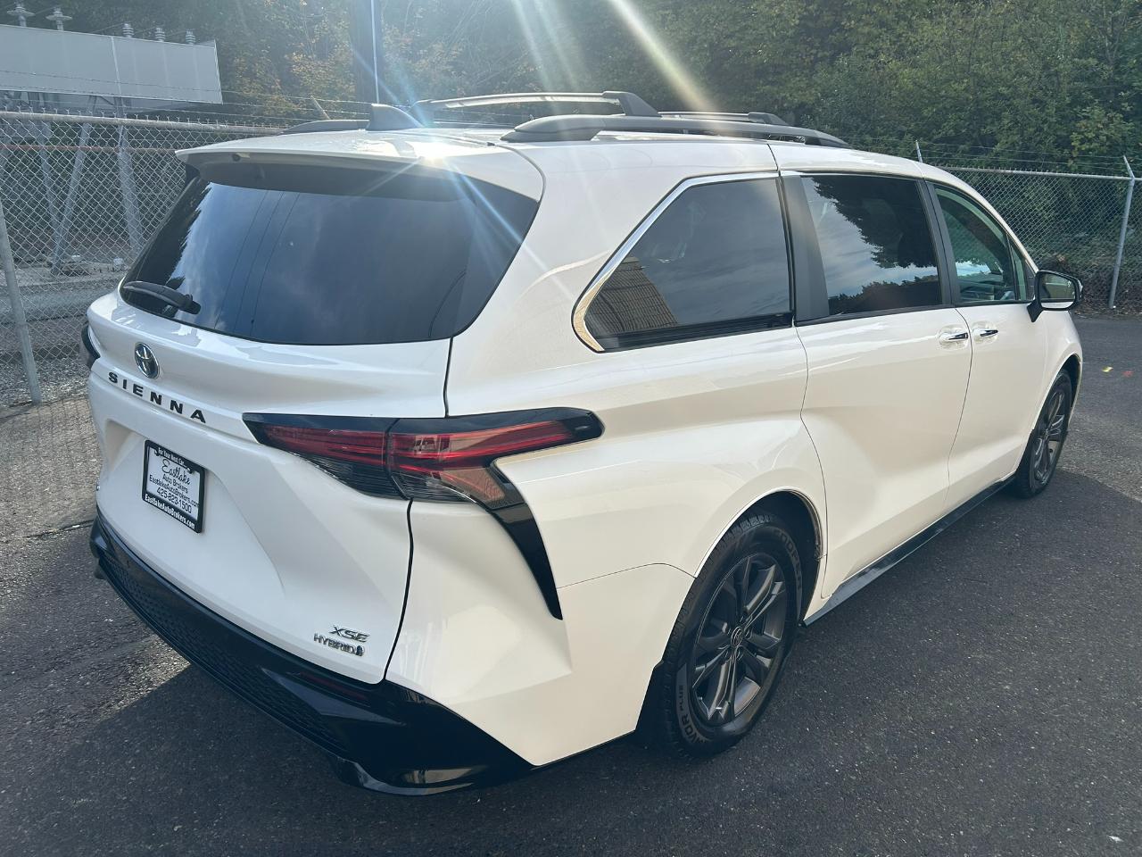 Toyota Sienna XSE 7-Passenger AWD 2023
