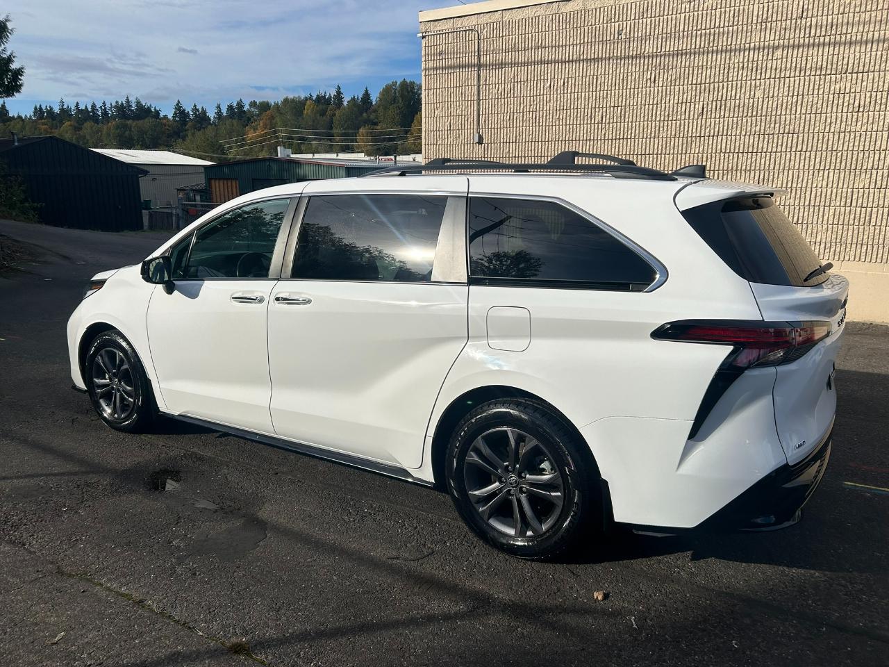 Toyota Sienna XSE 7-Passenger AWD 2023
