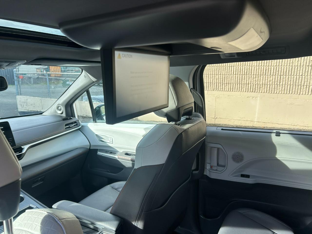 Toyota Sienna XSE 7-Passenger AWD 2023