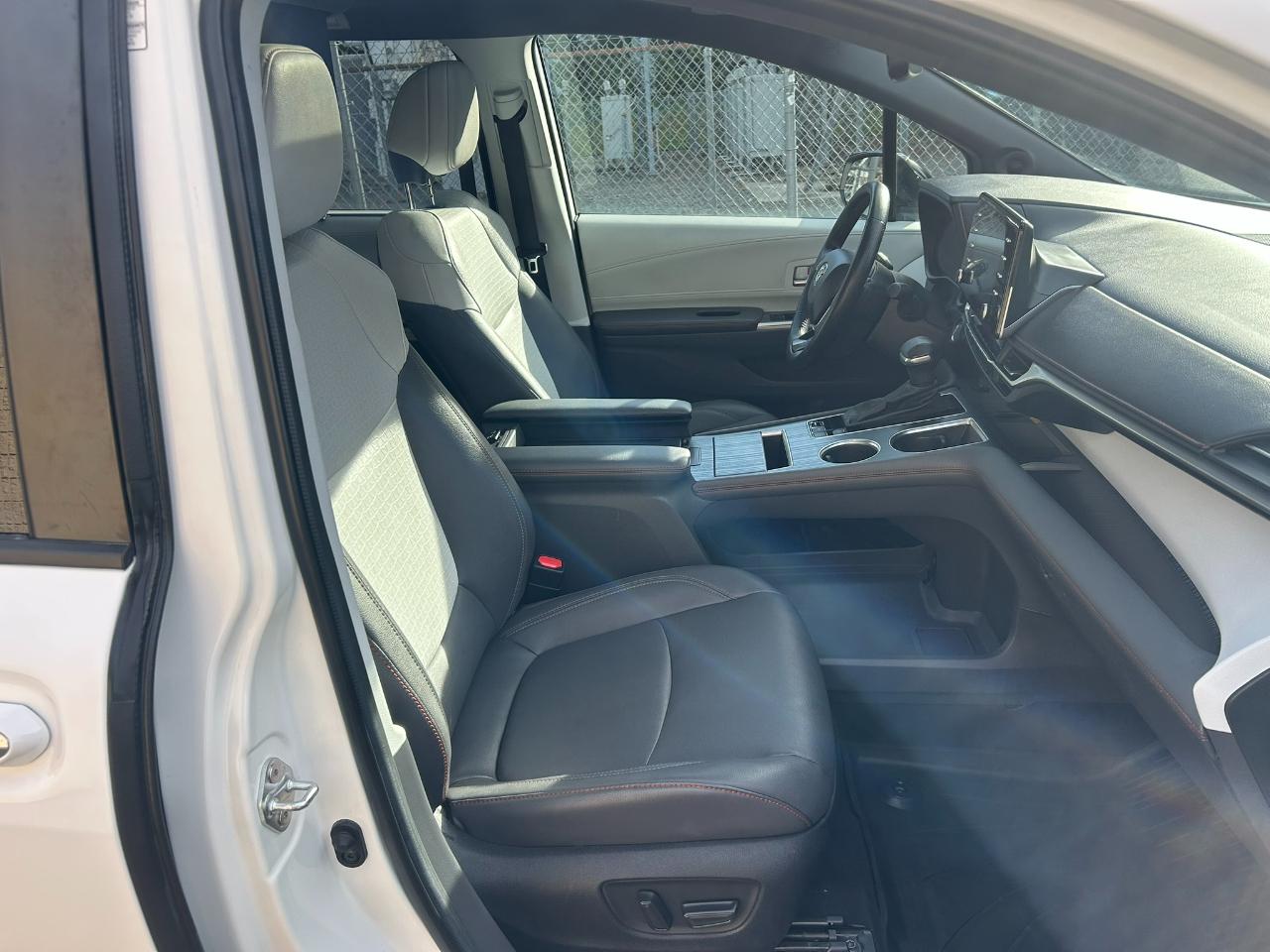 Toyota Sienna XSE 7-Passenger AWD 2023