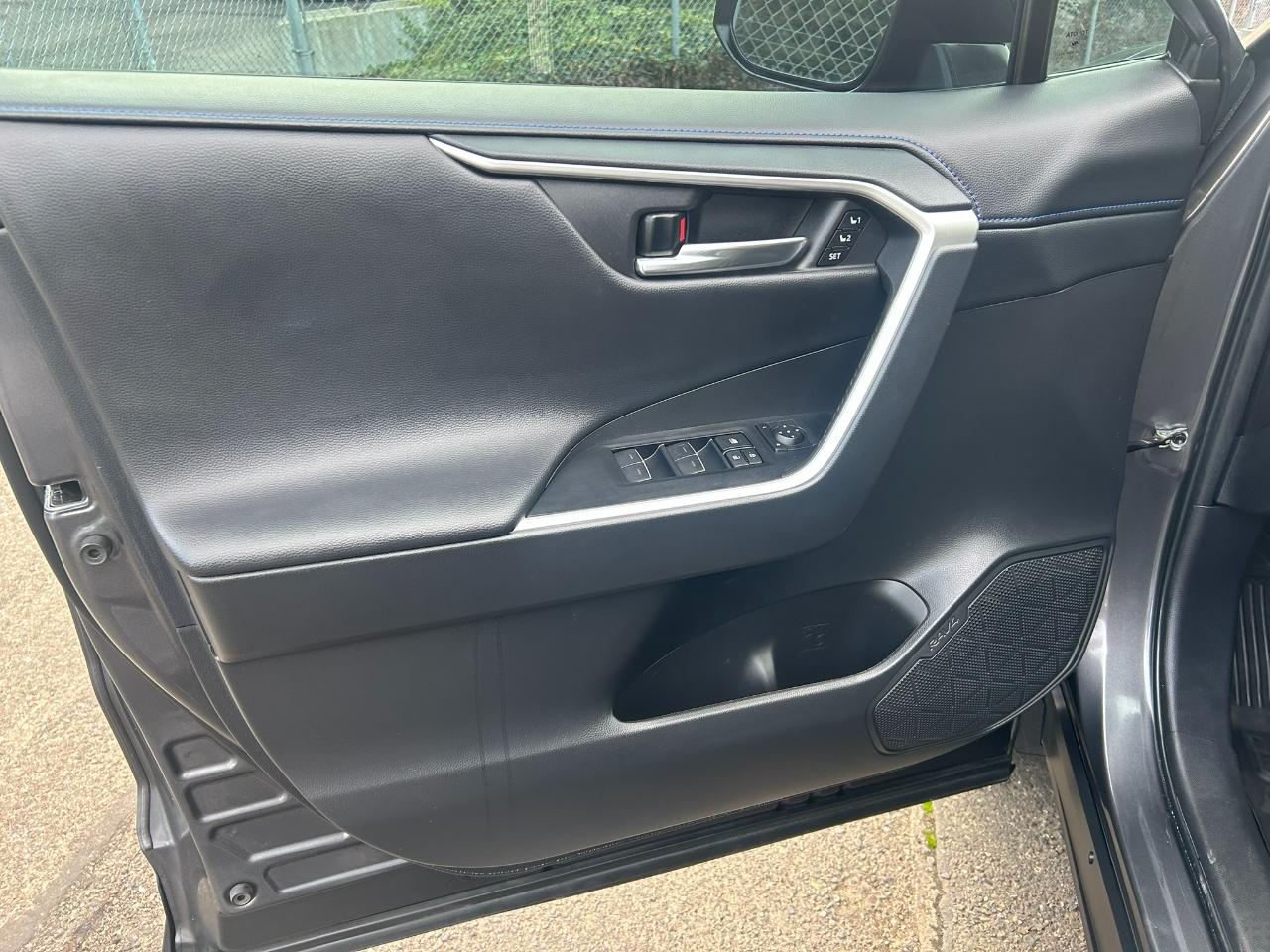 Toyota RAV4 Hybrid XSE 2024