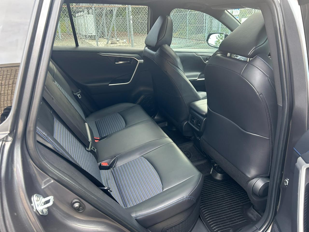 Toyota RAV4 Hybrid XSE 2024